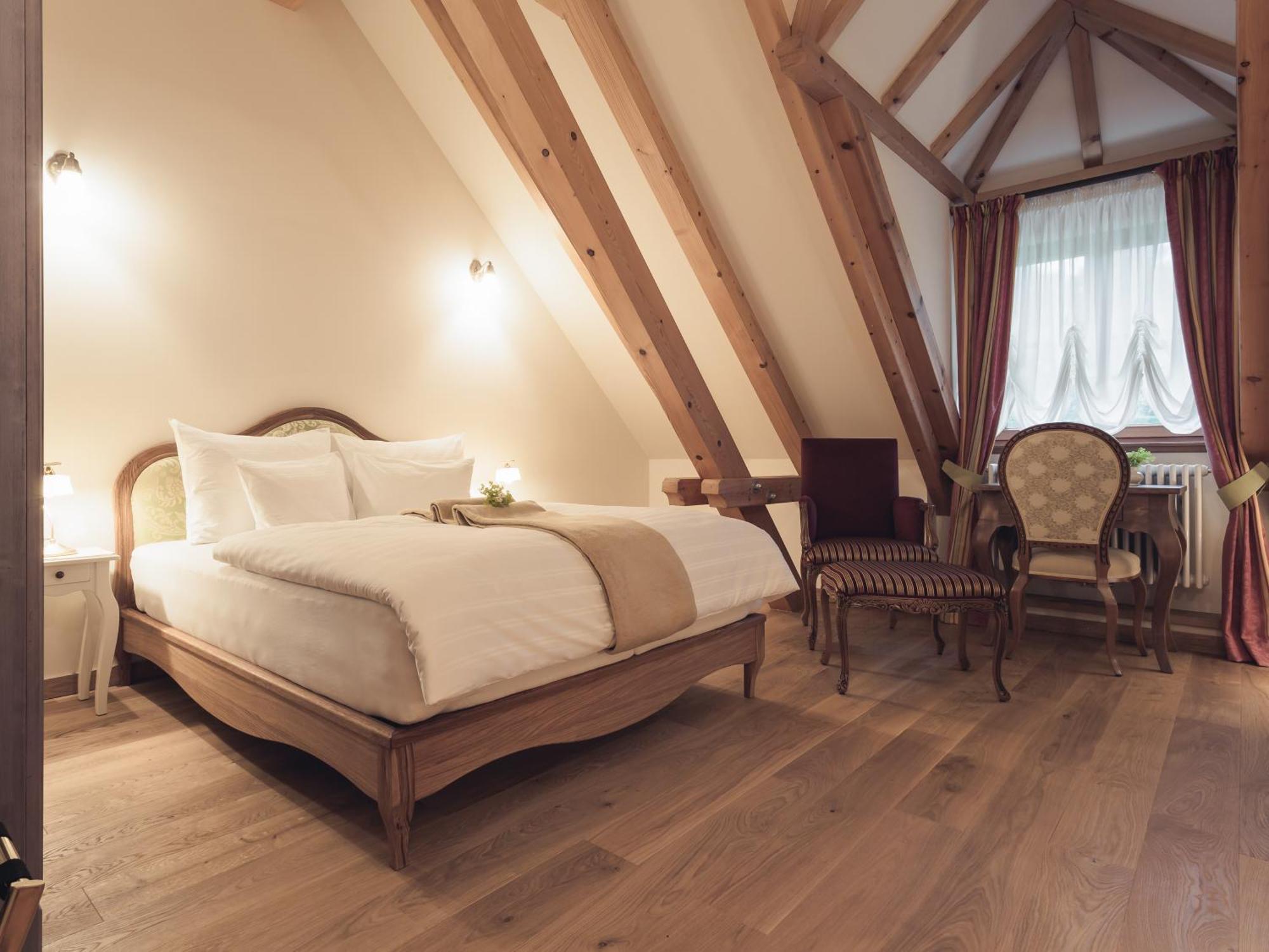 Schloss Thalheim Sankt Poelten Quarto foto