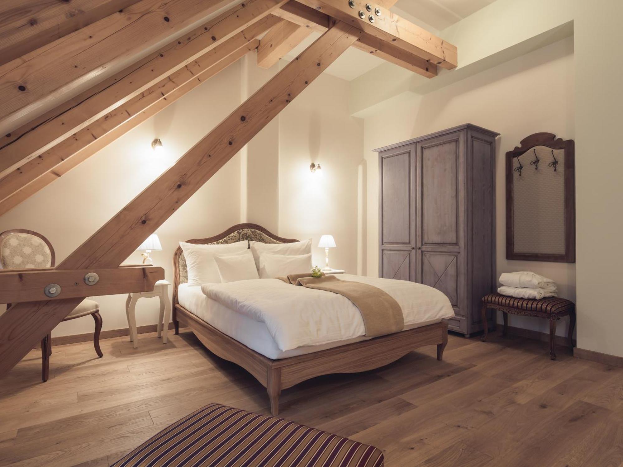 Schloss Thalheim Sankt Poelten Quarto foto